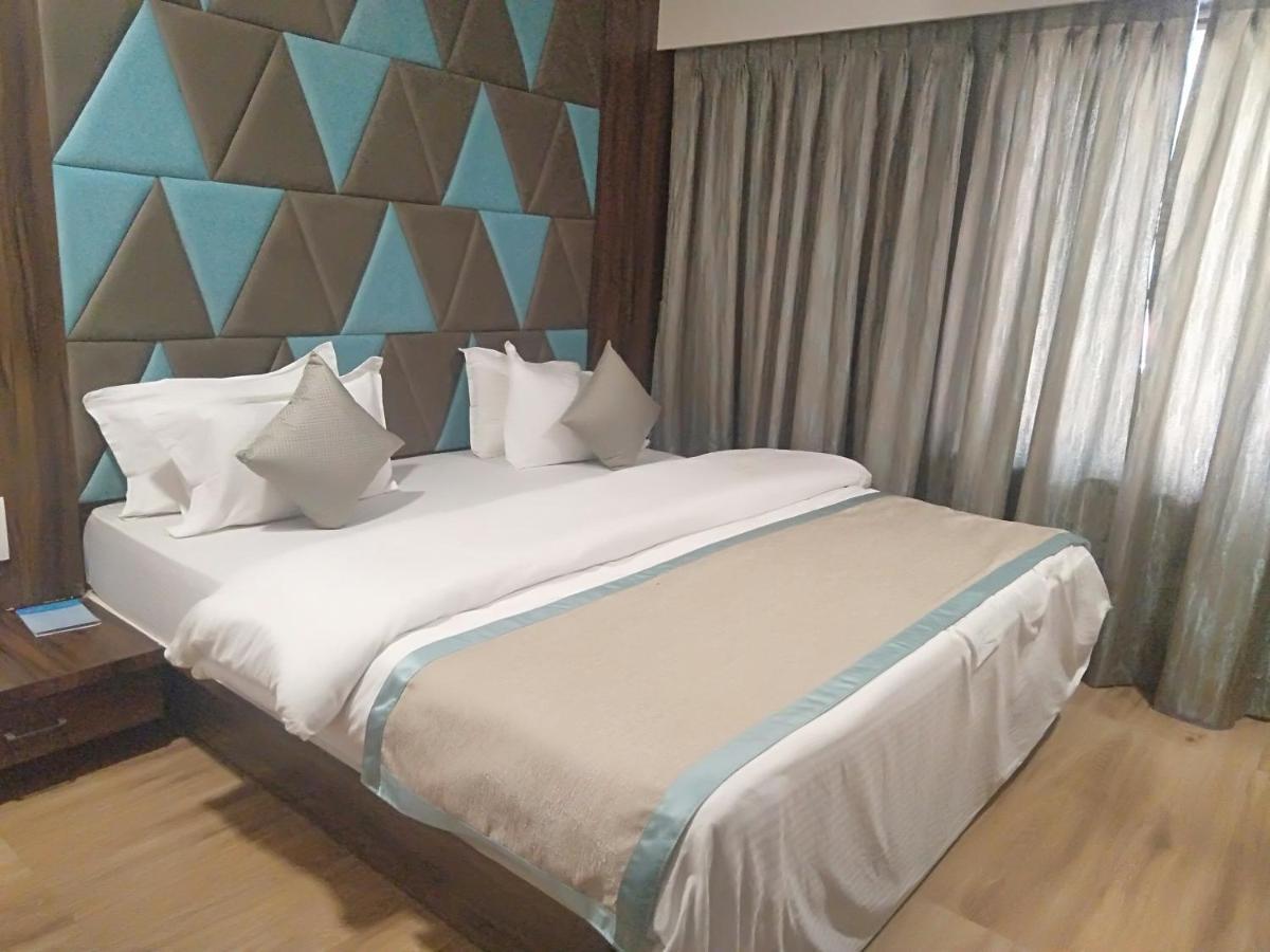 Hotel Shiv Sangram Ахмеднагар Экстерьер фото